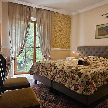 Barrister'S Apartments With Fireplace Siauliai  Ngoại thất bức ảnh