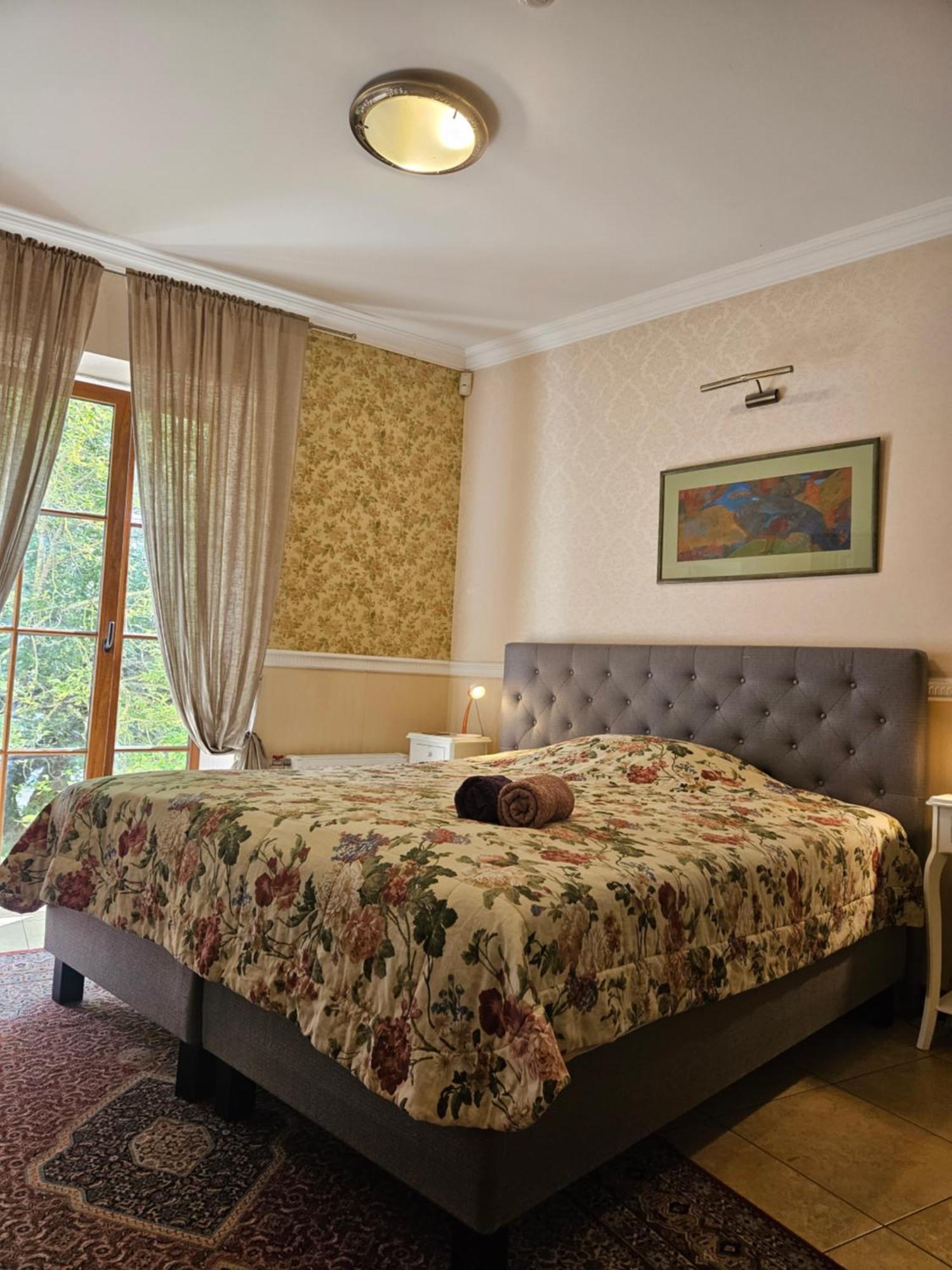Barrister'S Apartments With Fireplace Siauliai  Ngoại thất bức ảnh