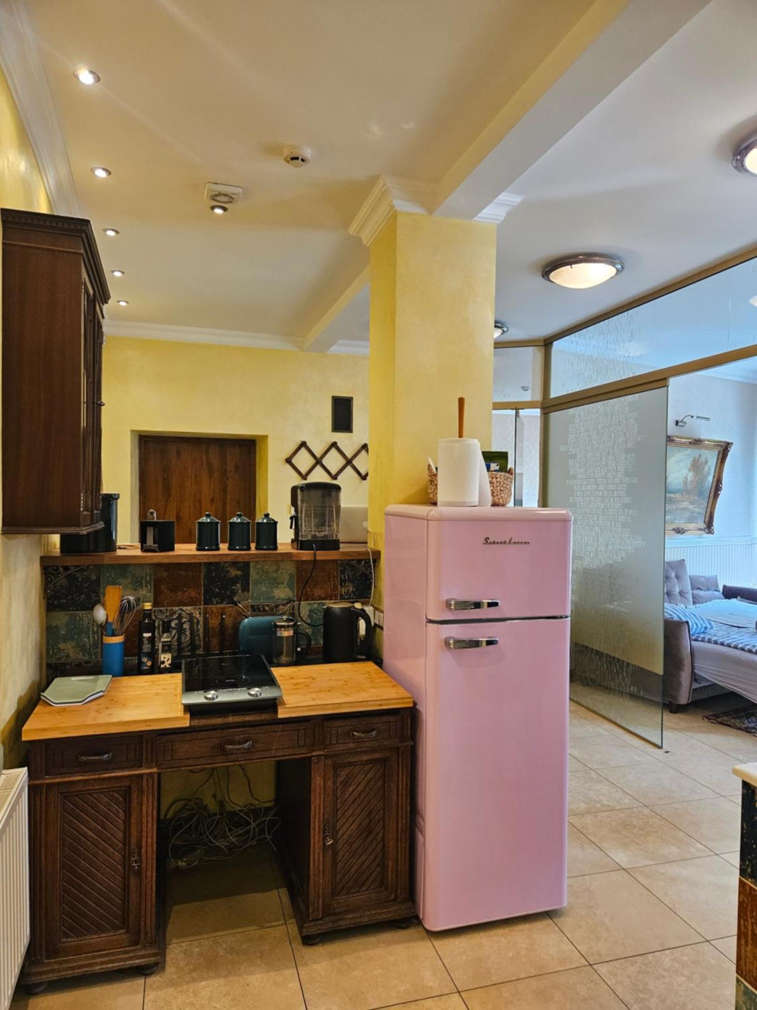 Barrister'S Apartments With Fireplace Siauliai  Ngoại thất bức ảnh