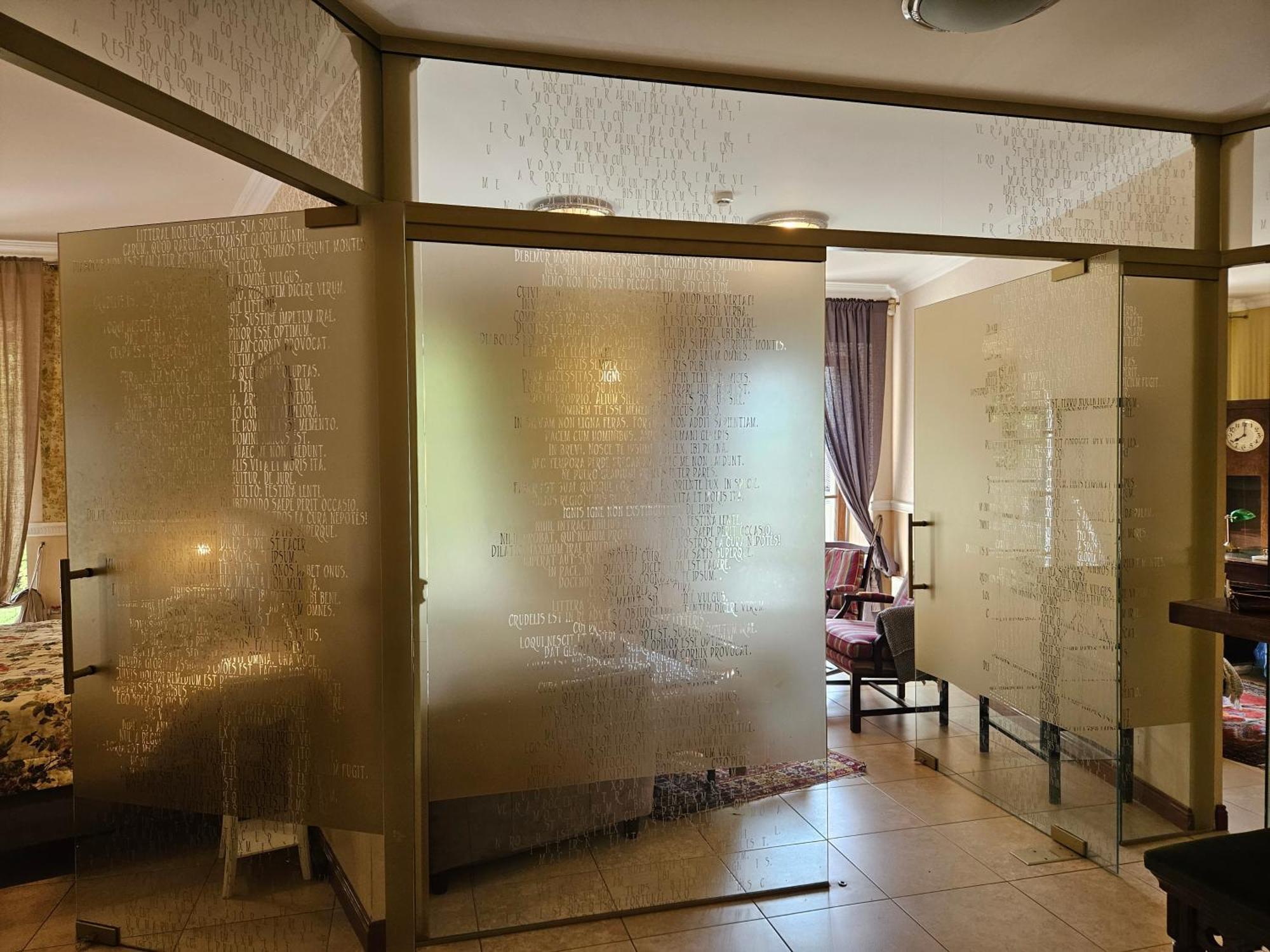 Barrister'S Apartments With Fireplace Siauliai  Ngoại thất bức ảnh