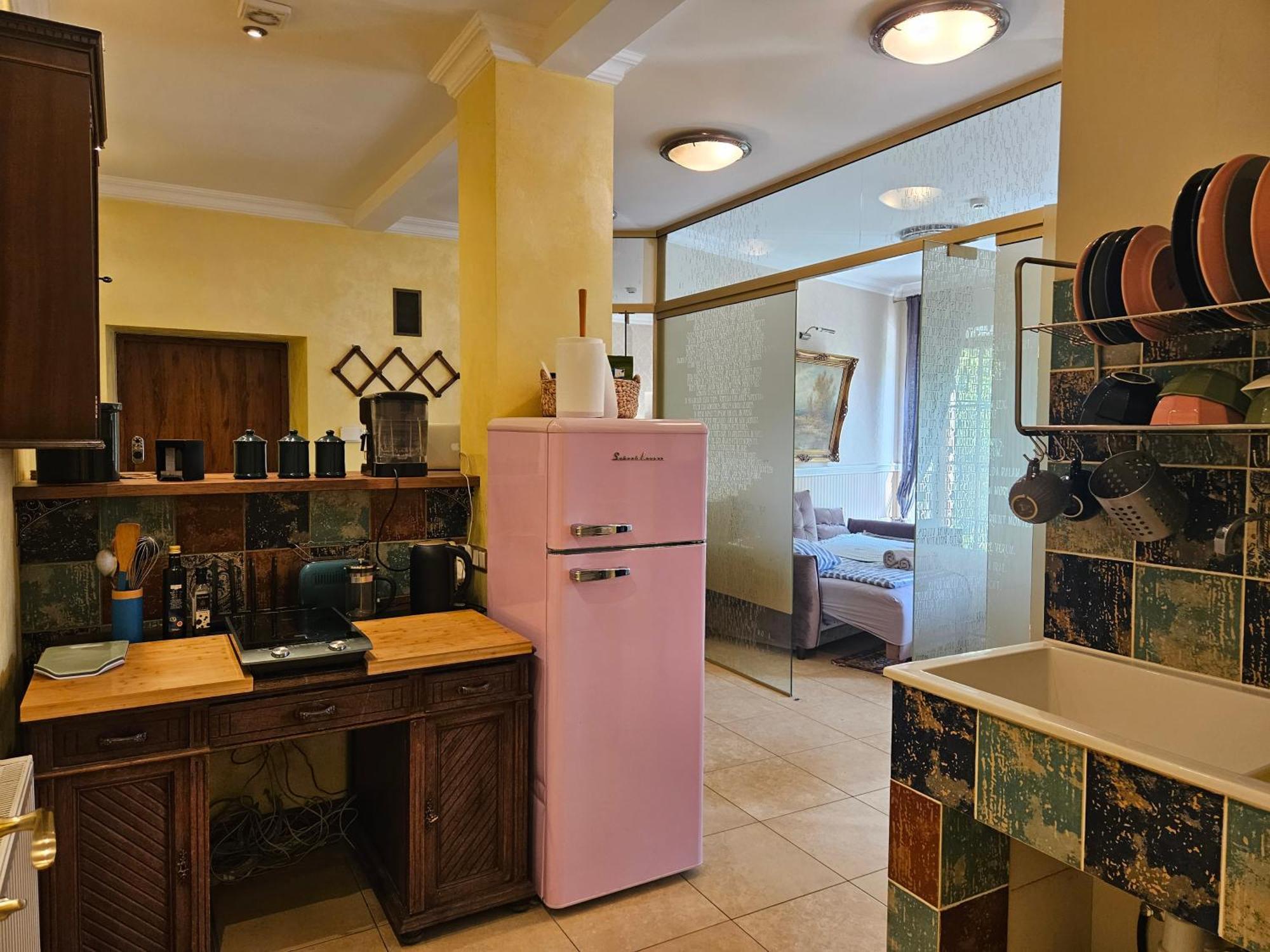 Barrister'S Apartments With Fireplace Siauliai  Ngoại thất bức ảnh